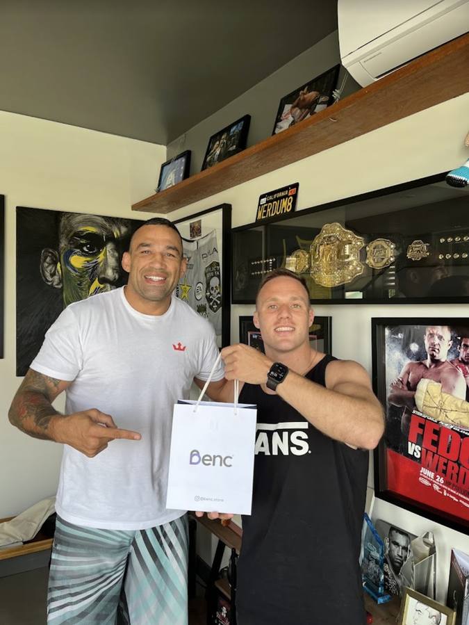 Fabrício Werdum na loja Benc Store, em Torres